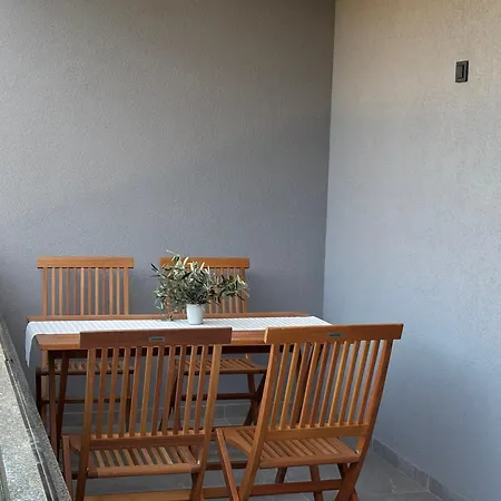 아파트 Aleksandra 비르