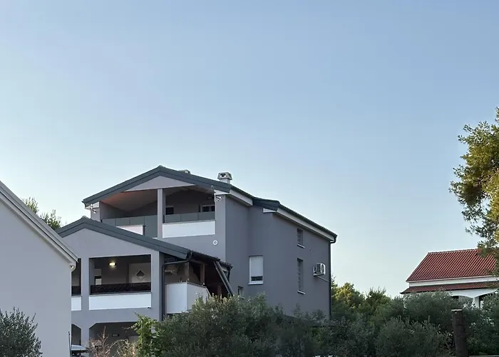 Aleksandra Apartman Vir